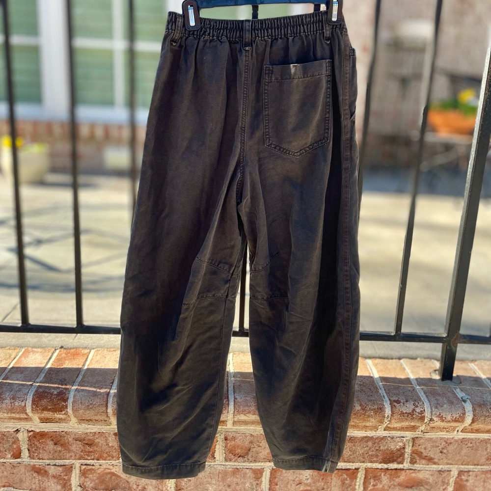 NWT Aerie Barrel Leg Muted Black Pants - Picture 5 of 5